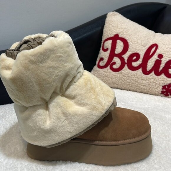 UGG Women's Classic Mini Dipper Puffer - Picture 4 of 8